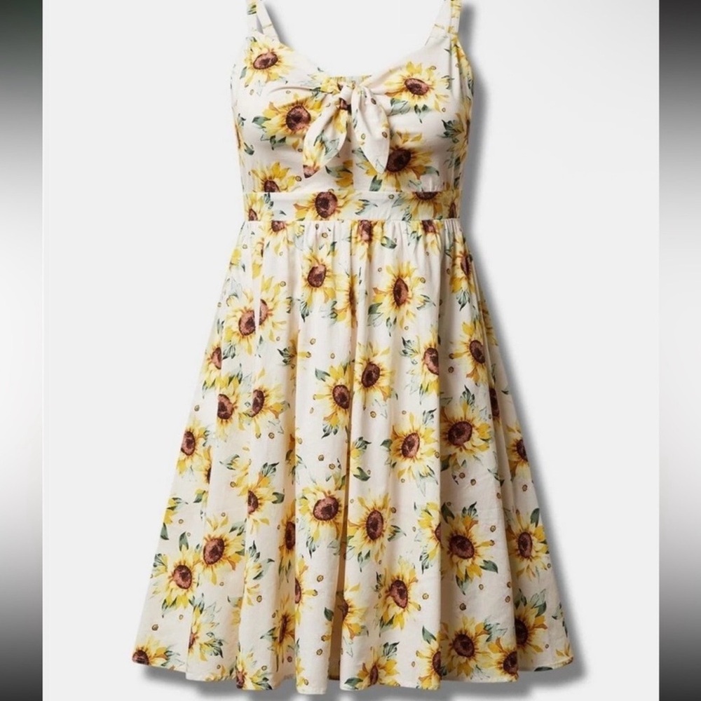 Torrid Sunflower Dress size 3